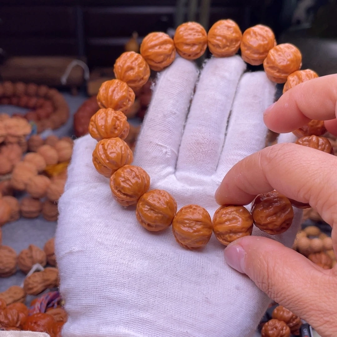 十***川文玩核桃吊坠秋子