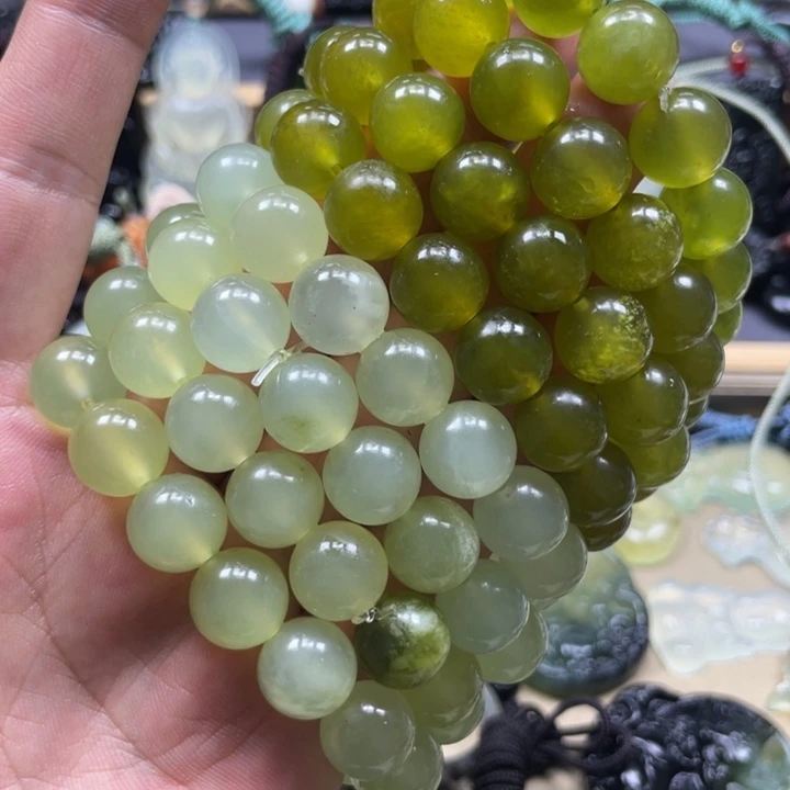 蛇纹石玉合金颈饰