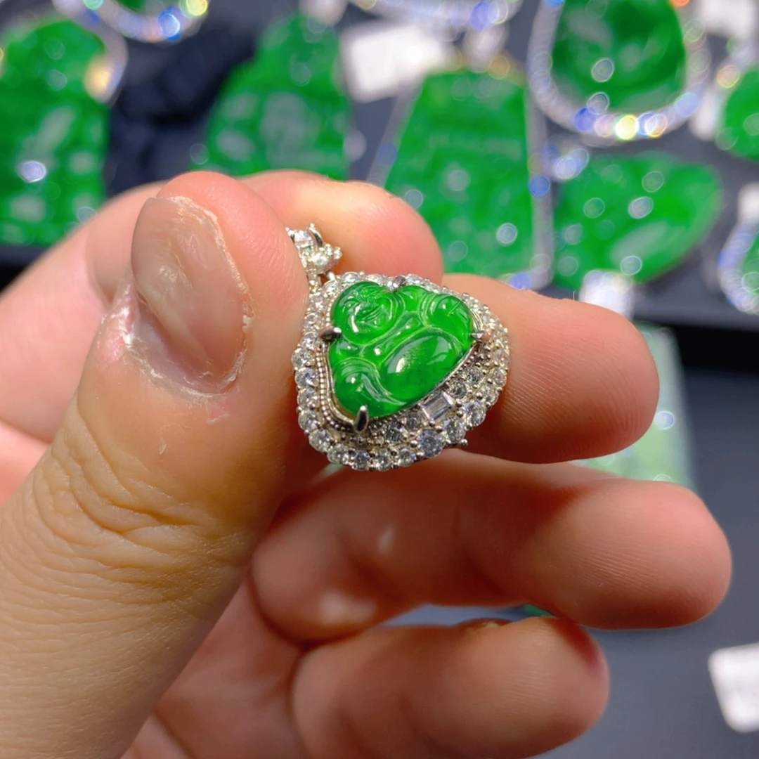 【闪购商品】翡翠颈饰未镶嵌111111111