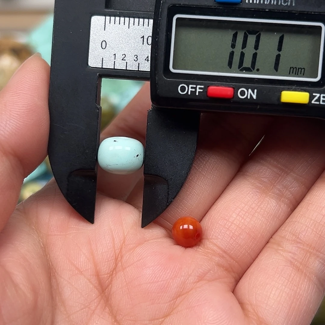 南红玛瑙未镶嵌珠宝奇石