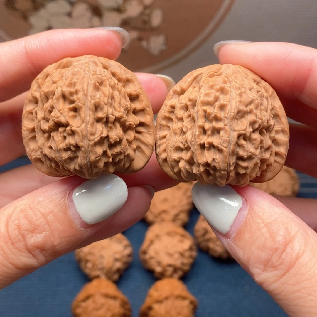 文玩核桃把件8白狮子38