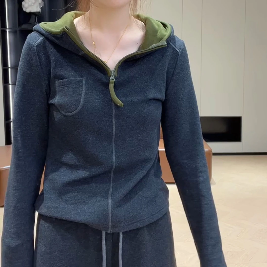 2025秋冬时尚显瘦带帽拉链休闲设计感连帽卫衣长袖女LK2507370