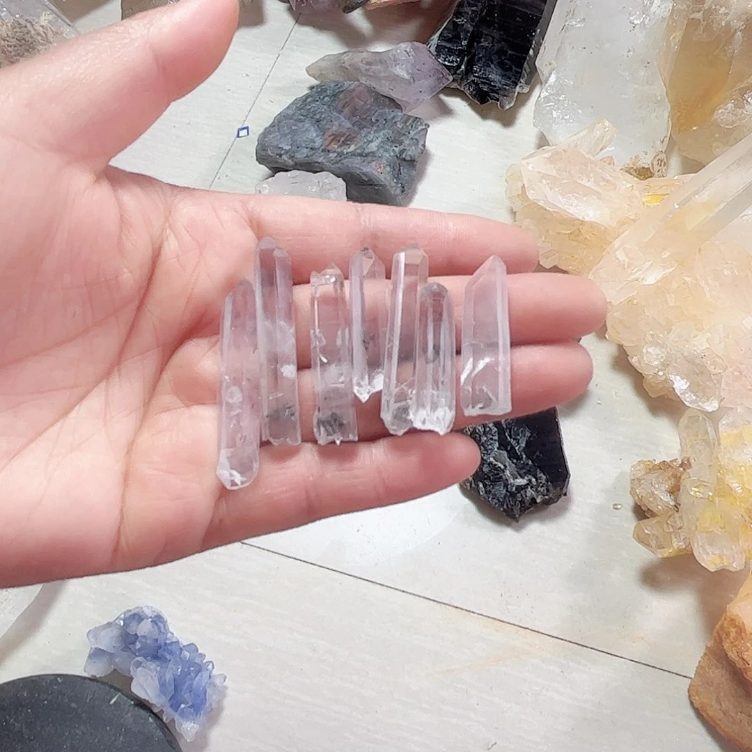 水晶天然水晶原石未镶嵌筱***o