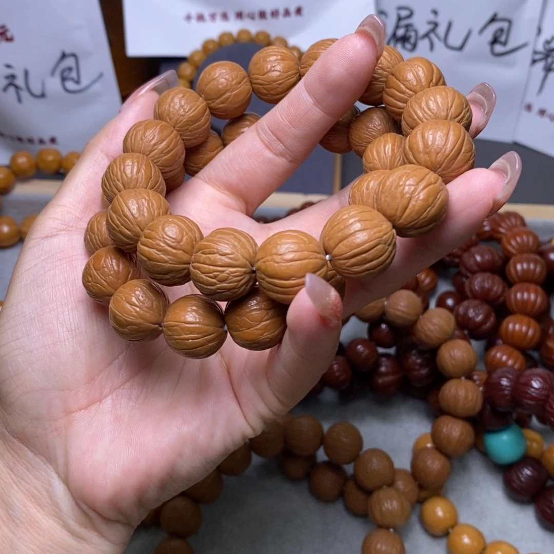 手串文玩核桃聚宝盆