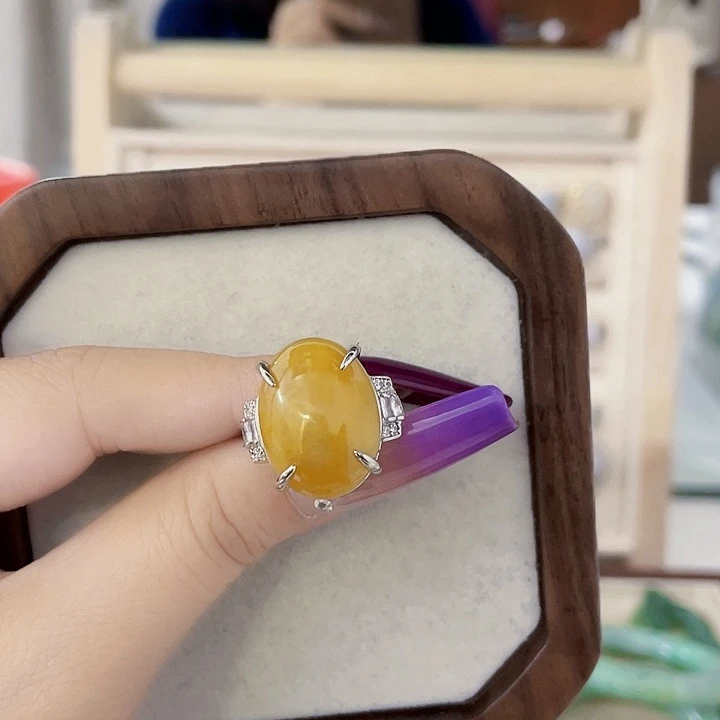 翡翠未镶嵌颈饰天然翡翠Ａ货
