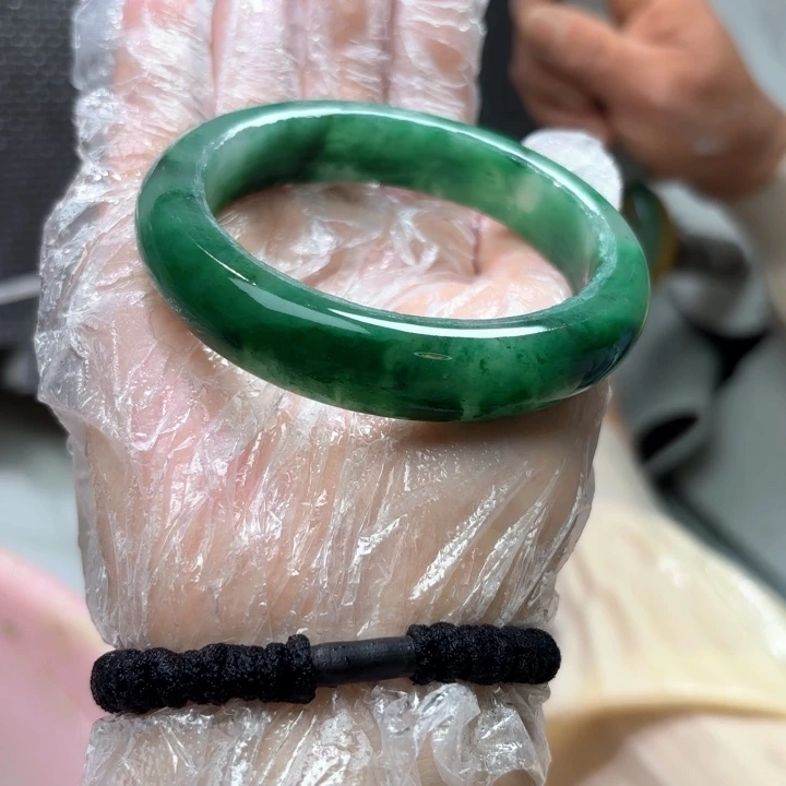 石英质玉手镯未镶嵌阿***刘定制