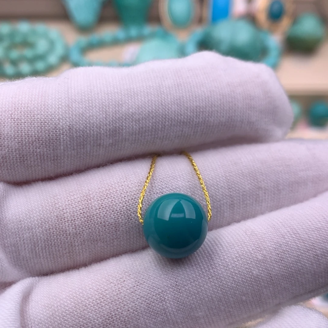 绿松石未镶嵌珠宝奇石11