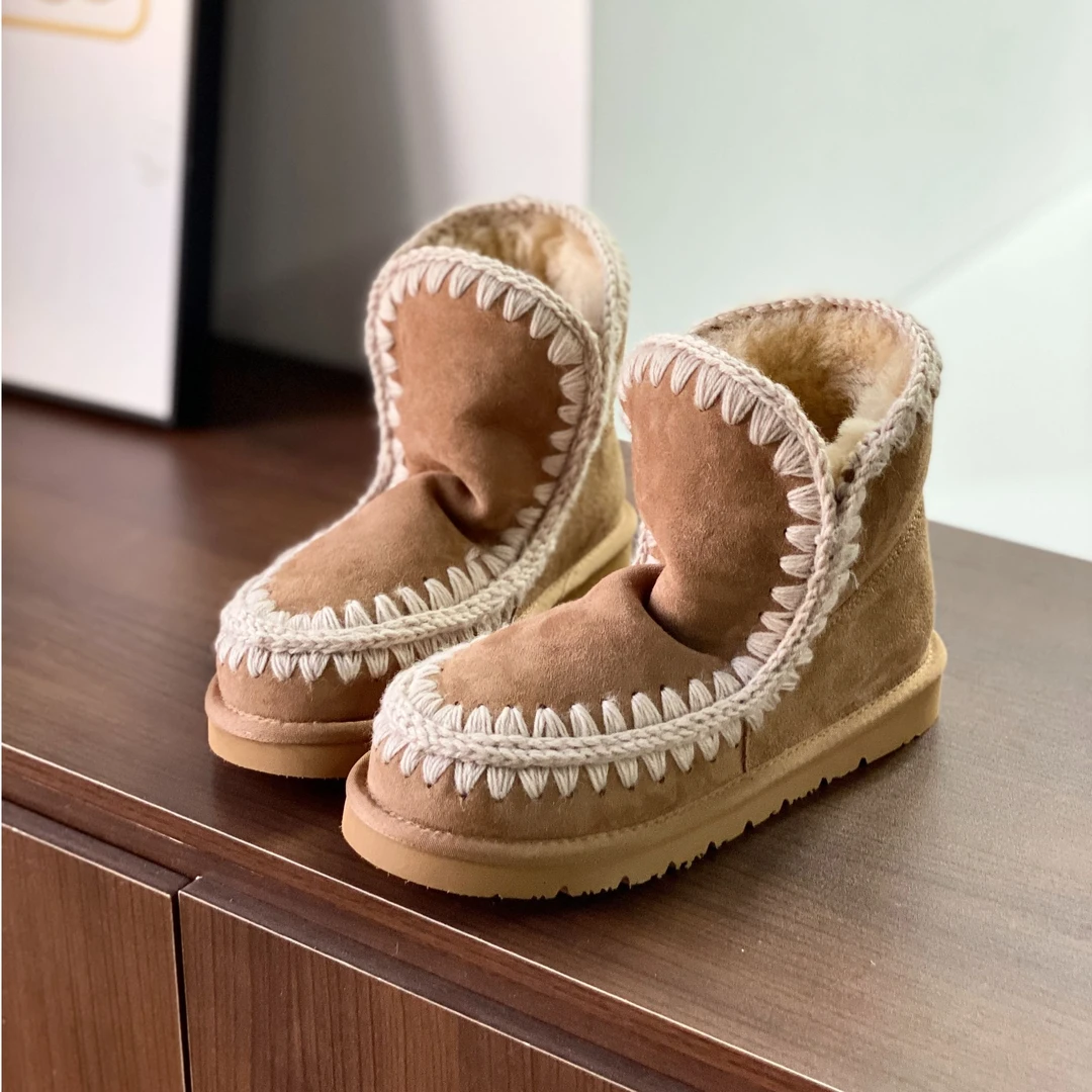 厚底增高雪地靴民族刺绣缝线靴加绒厚款羊毛皮毛一体真皮DN018