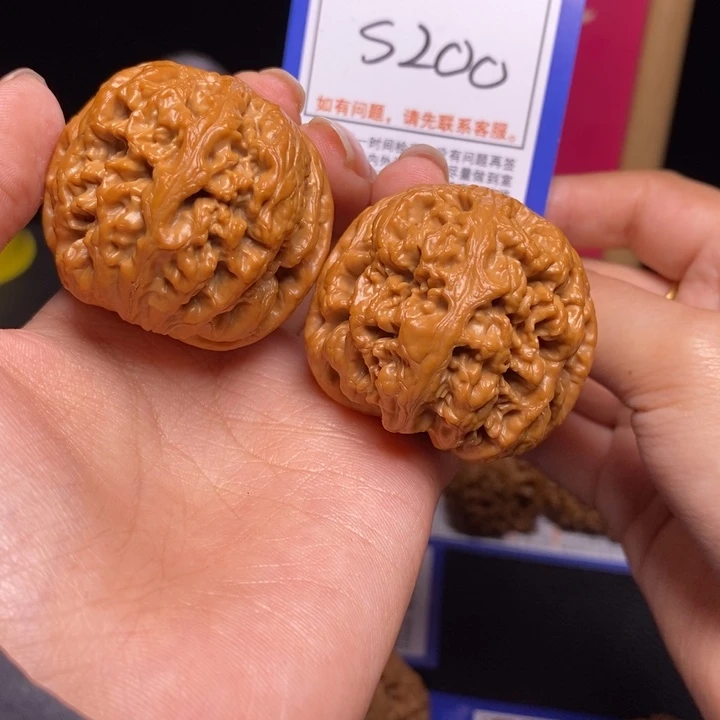 文玩核桃吊坠42球筋s200