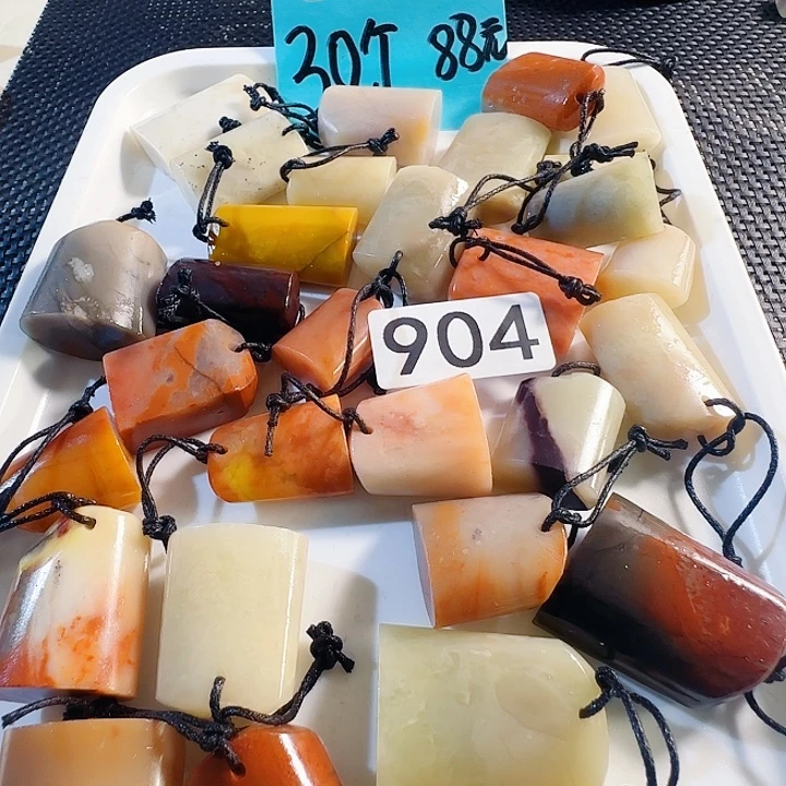 青田石印石老挝石椭圆随形印章30个88元，尺寸2-3多公分