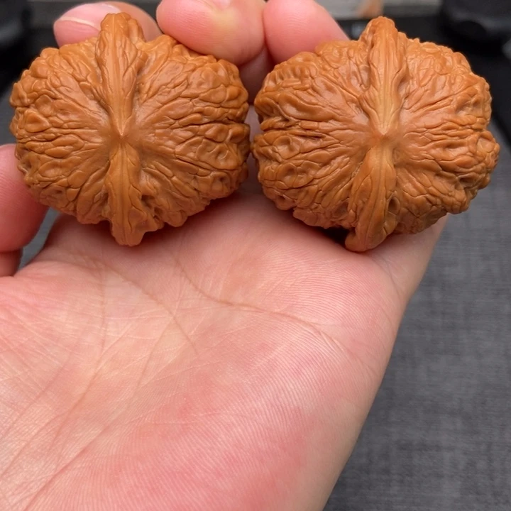 文玩核桃把件血麒麟42