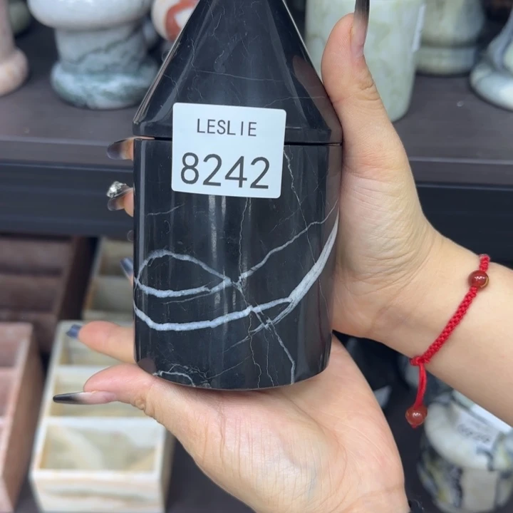 Yy8242。。。。。。。。。福利