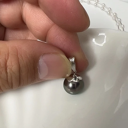 18K金镶嵌吊坠(不含链)海水珍珠