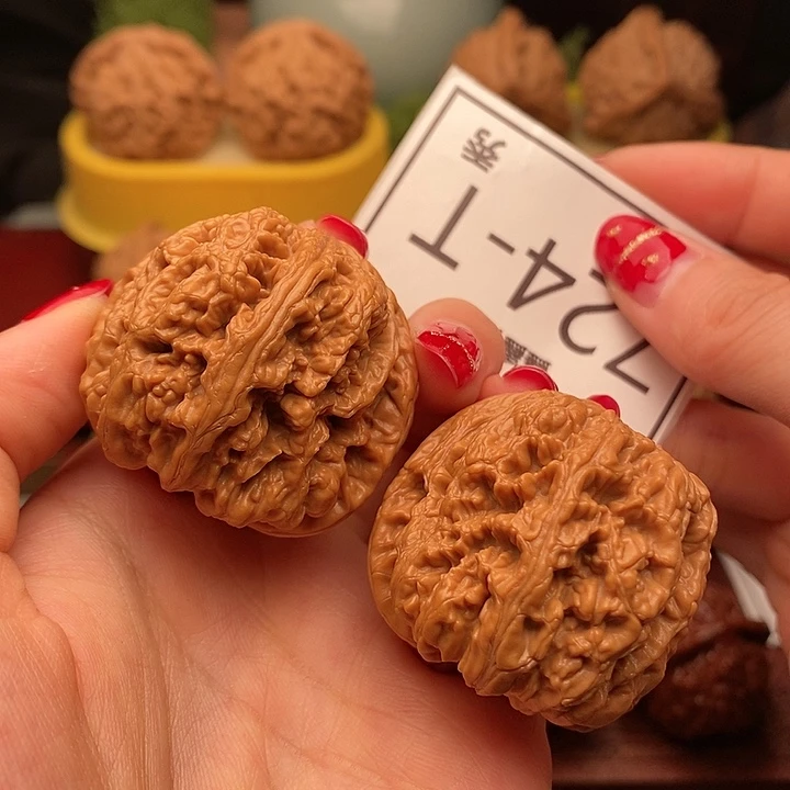 桃核把件大粗筋40……