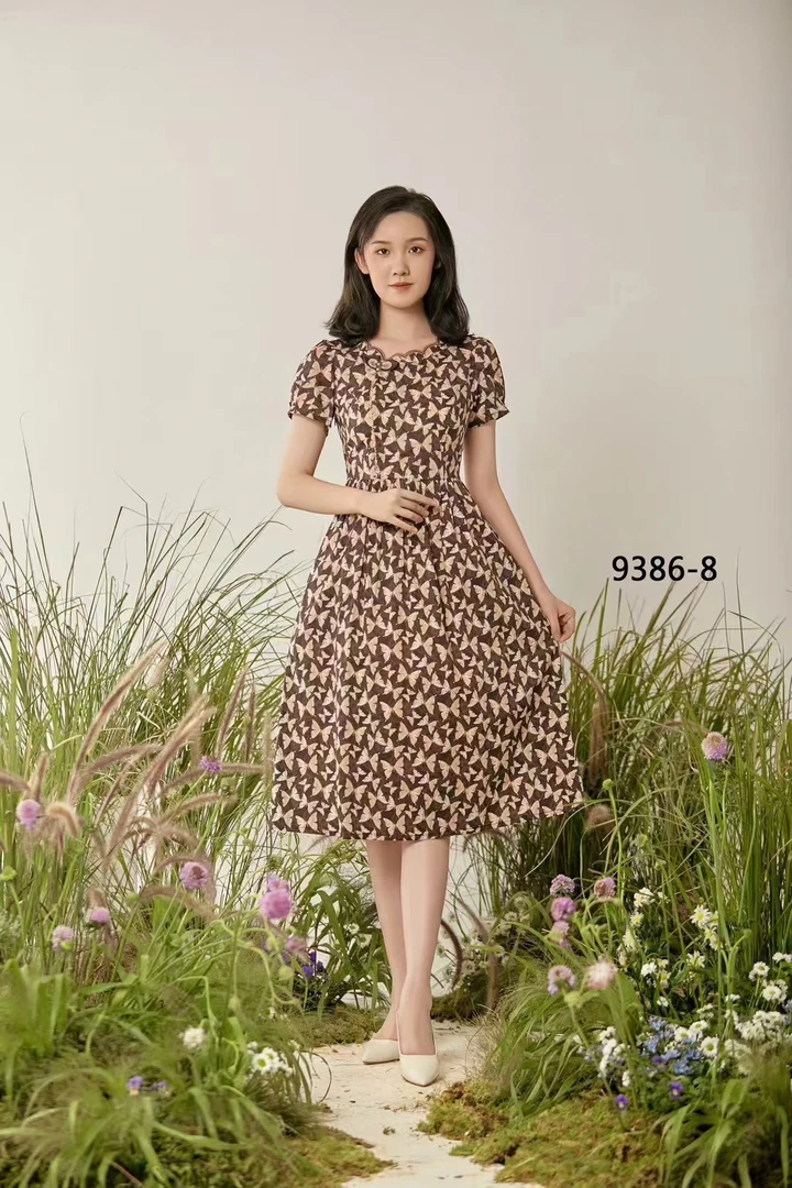 夏季短袖 红镯子连衣裙 碎花吸汗