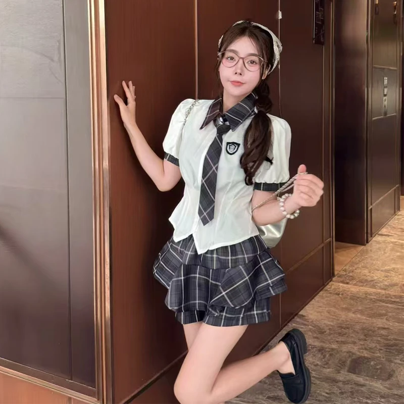 时尚夏季新款显瘦学生短袖学院风套装T恤上衣+格子A字短裙两件套