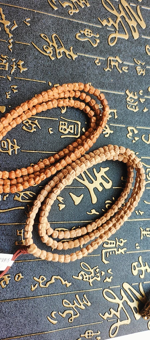 热振红皮方块鬼百香籽，变色快，多棱多顺