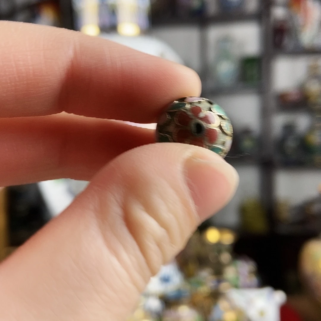 荣***誉铜景泰蓝金地珠子一个红色