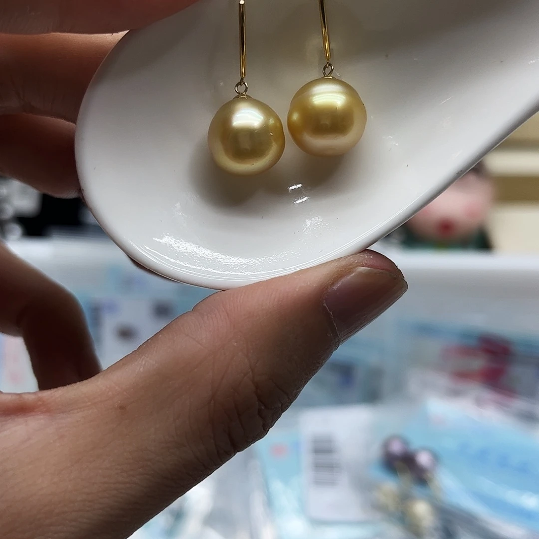 海水珍珠耳饰未镶嵌