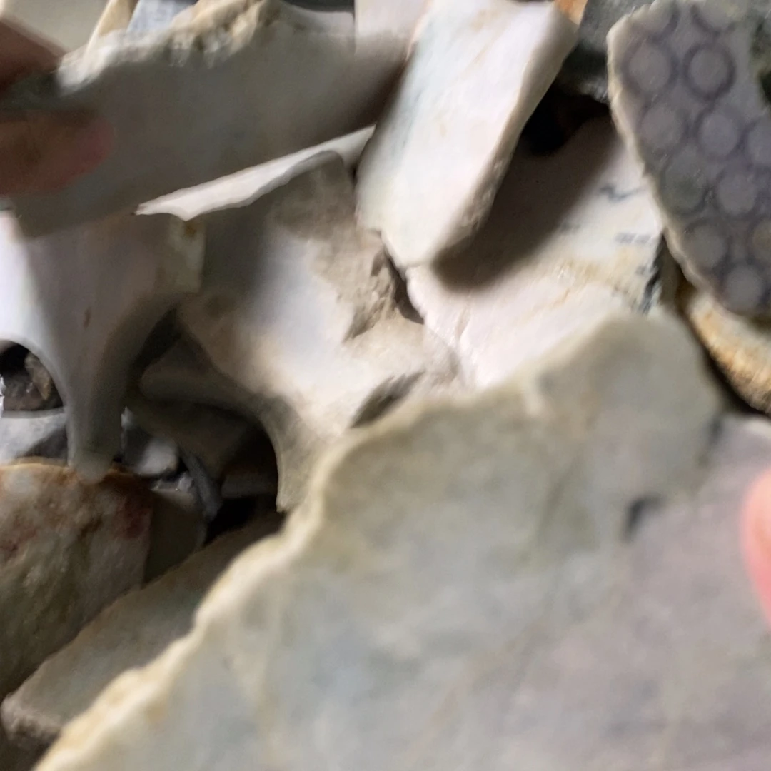 颈饰未镶嵌翡翠天然翡翠