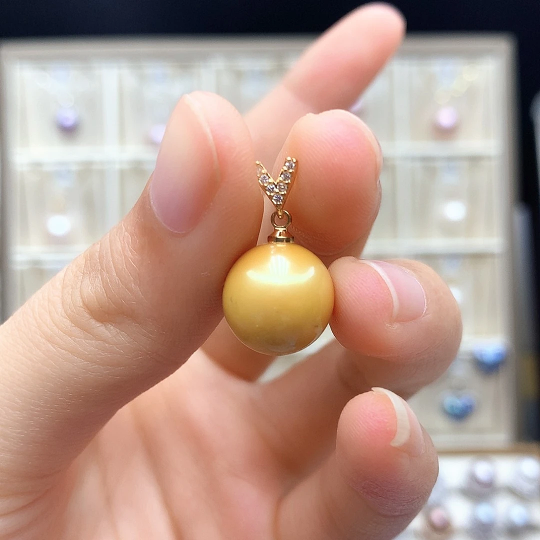 淡水珍珠合金颈饰