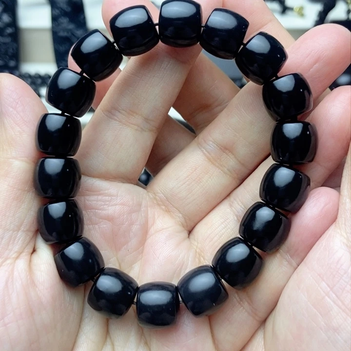 未镶嵌手链和田玉卡12直切珠宝级夹层料