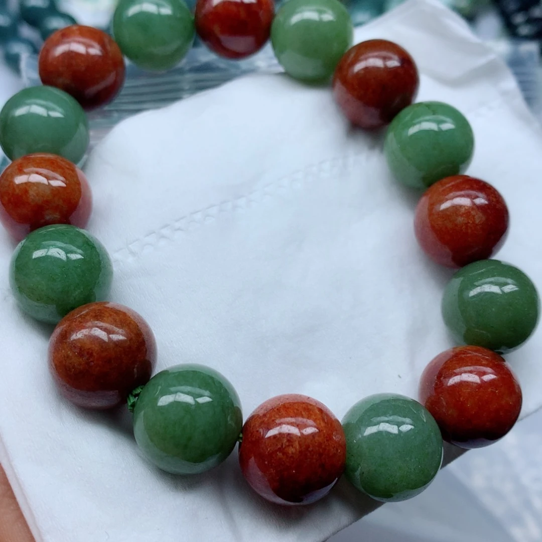 翡翠项链未镶嵌翡翠