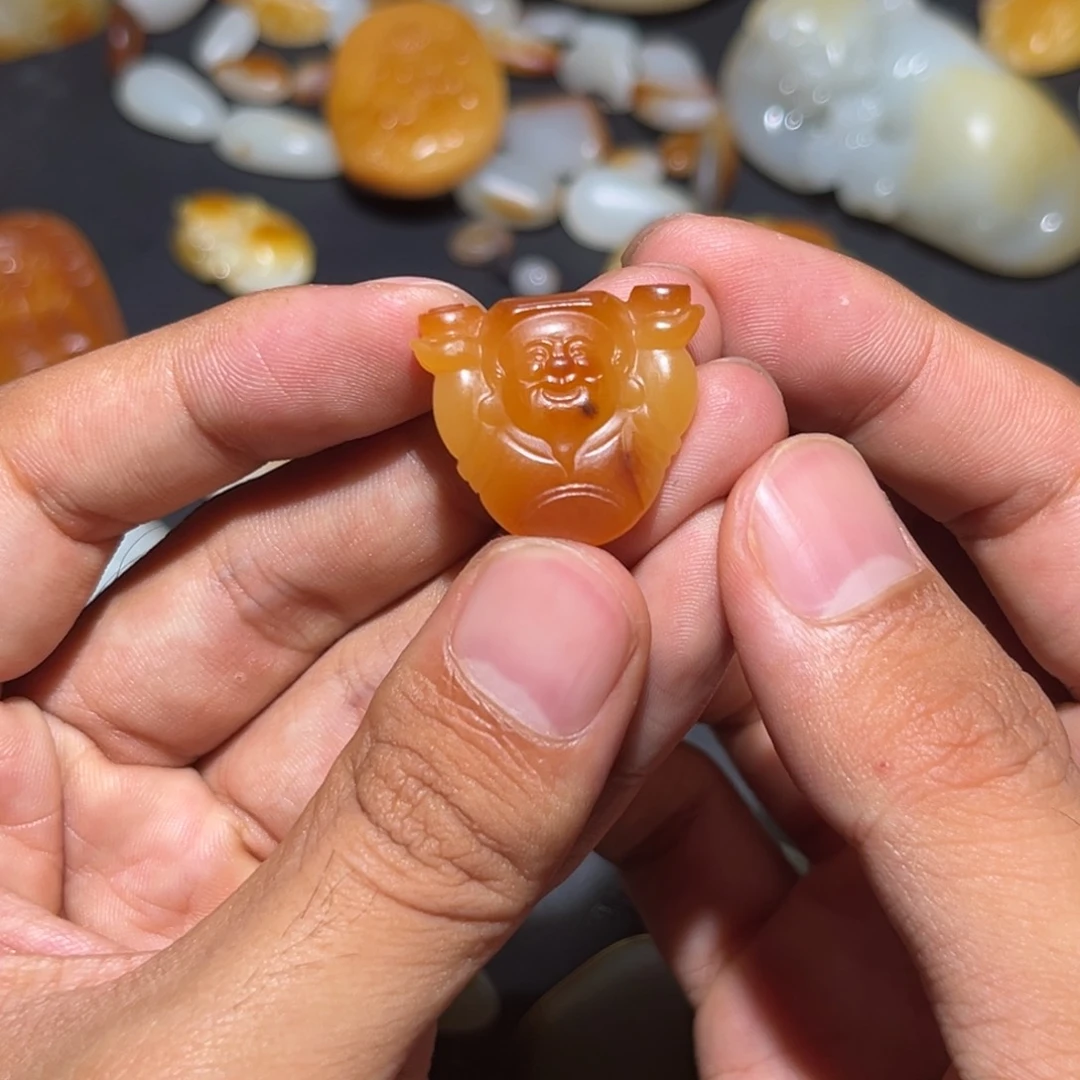 未镶嵌和田玉挂件