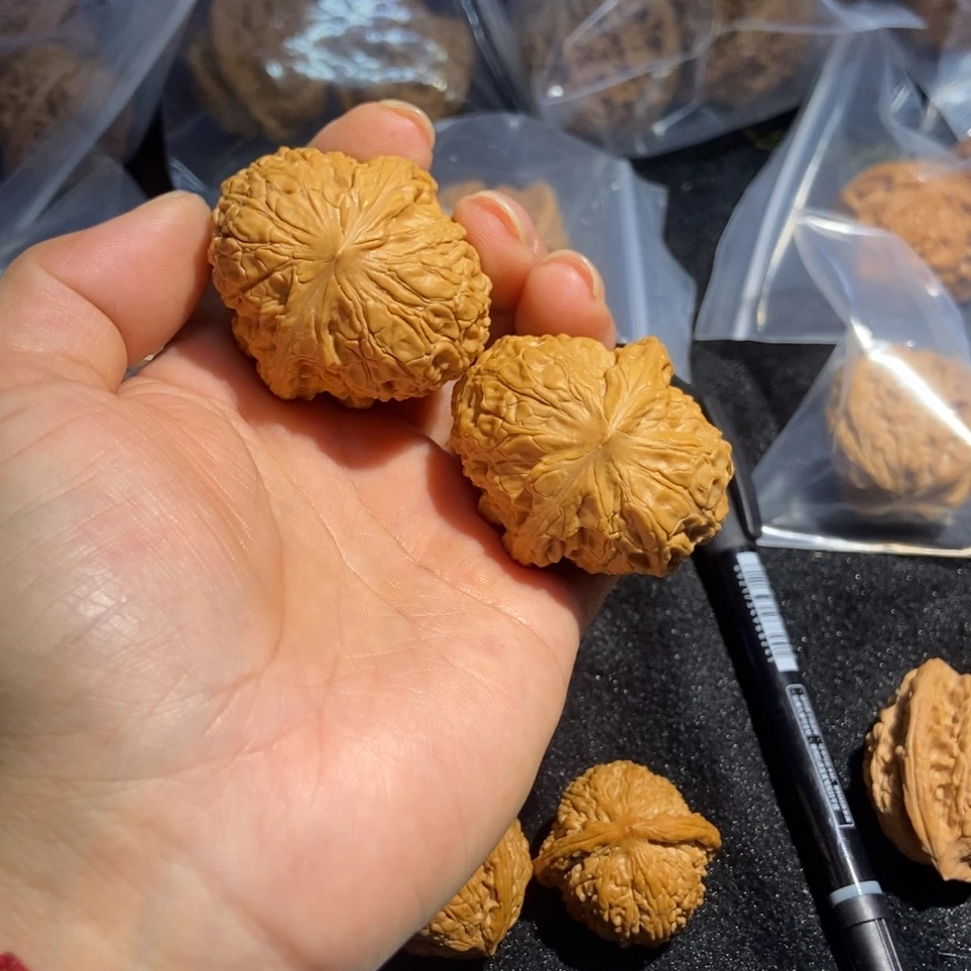 文玩核桃吊坠大团圆5050