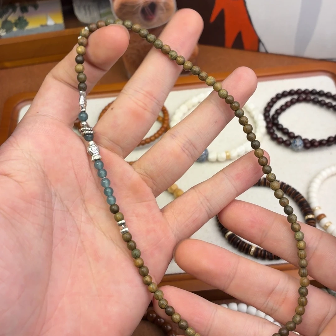 维腊木（绿檀）手串未镶嵌