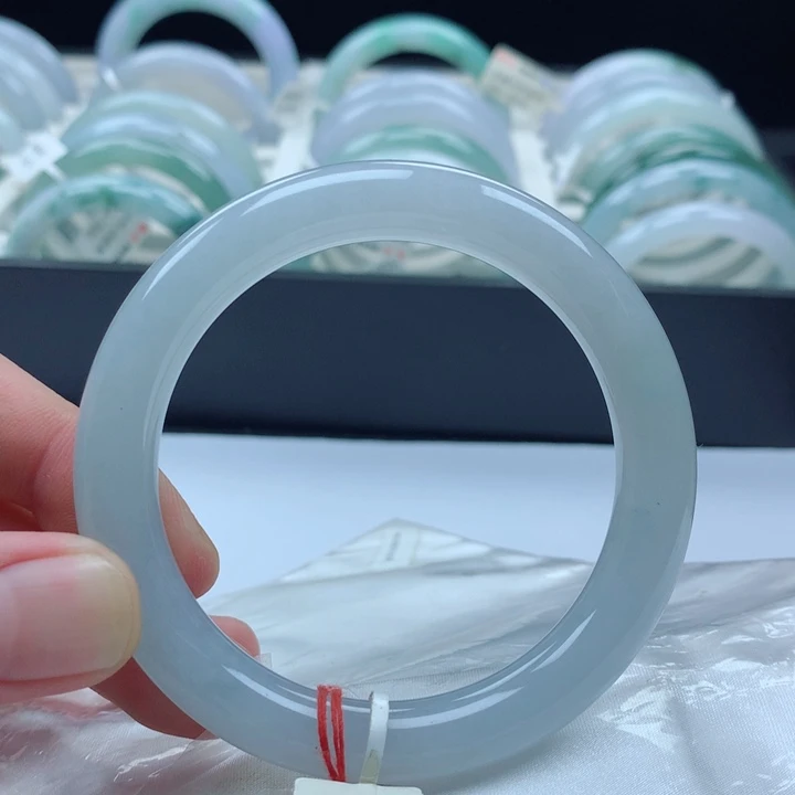 翡翠未镶嵌手镯57圈圆条手镯