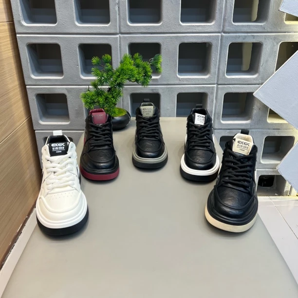 中帮男鞋2025新款皮面系带潮流厚底增高鞋百搭运动休闲男鞋板鞋