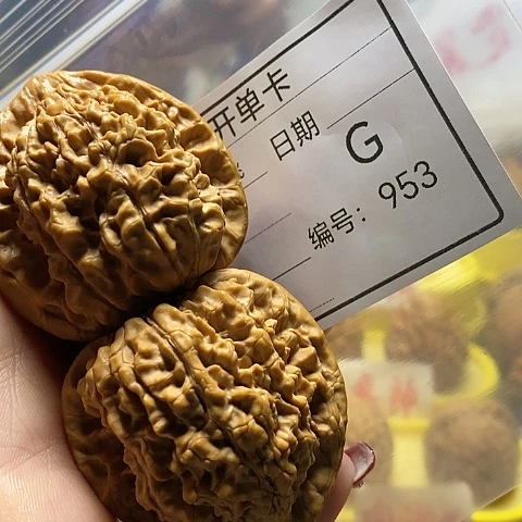 核桃把件阿*自产自销……