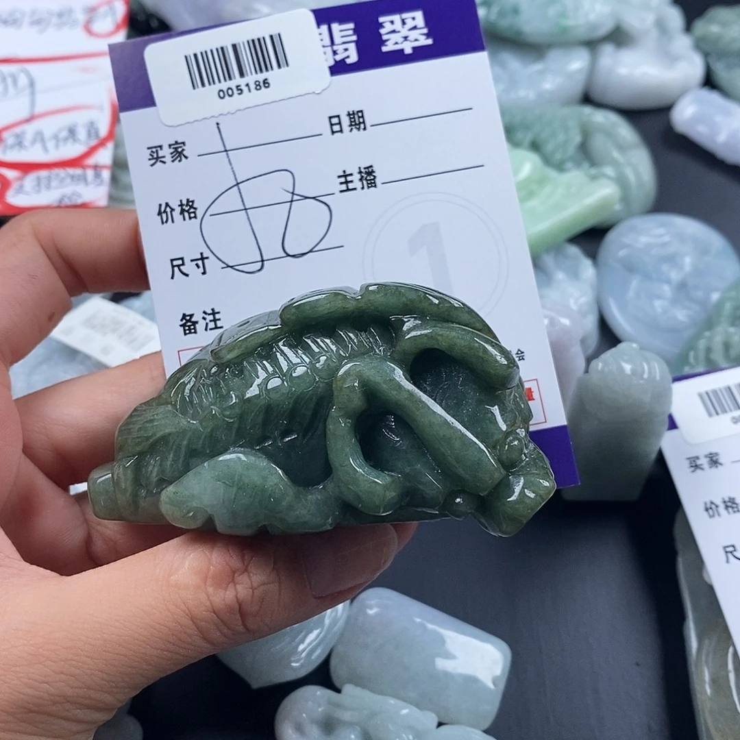 用***6颈饰未镶嵌翡翠005186