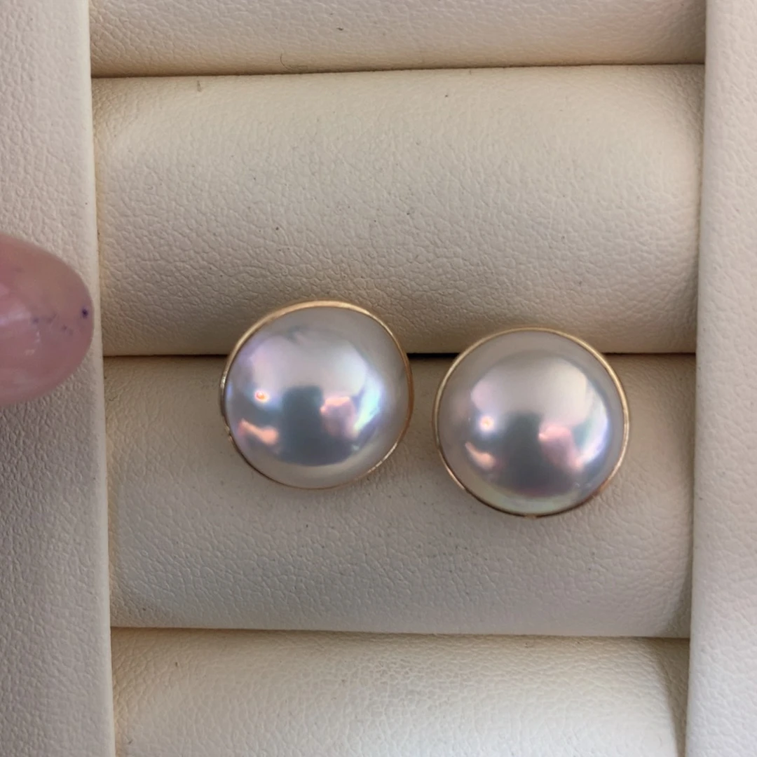 耳饰18K金镶嵌拼合珍珠（马贝珠）