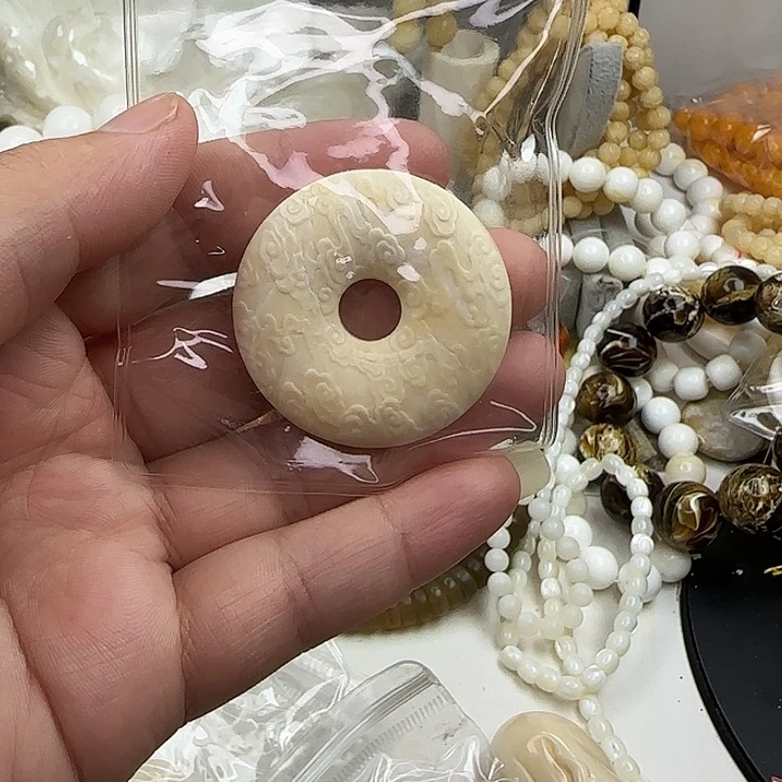 丑***贝壳其他79号吊坠