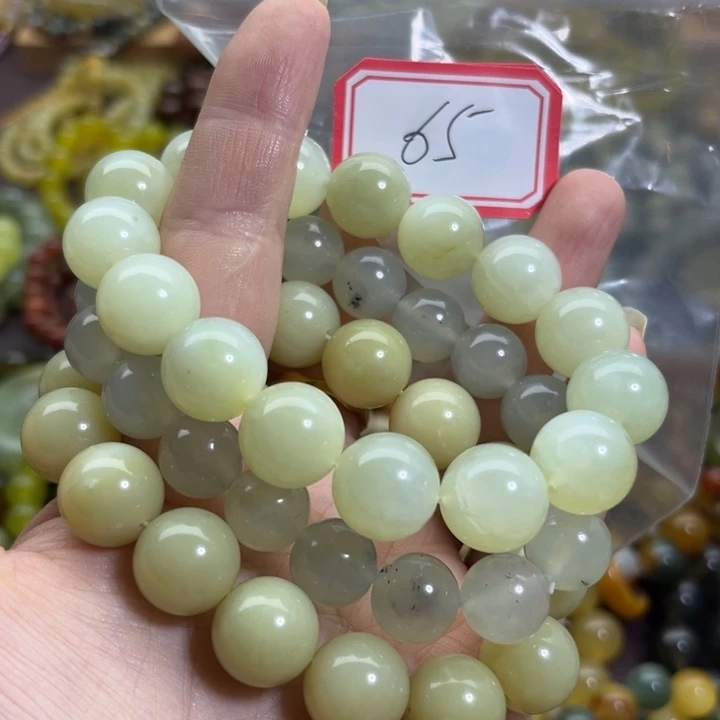 未镶嵌蛇纹石玉手链