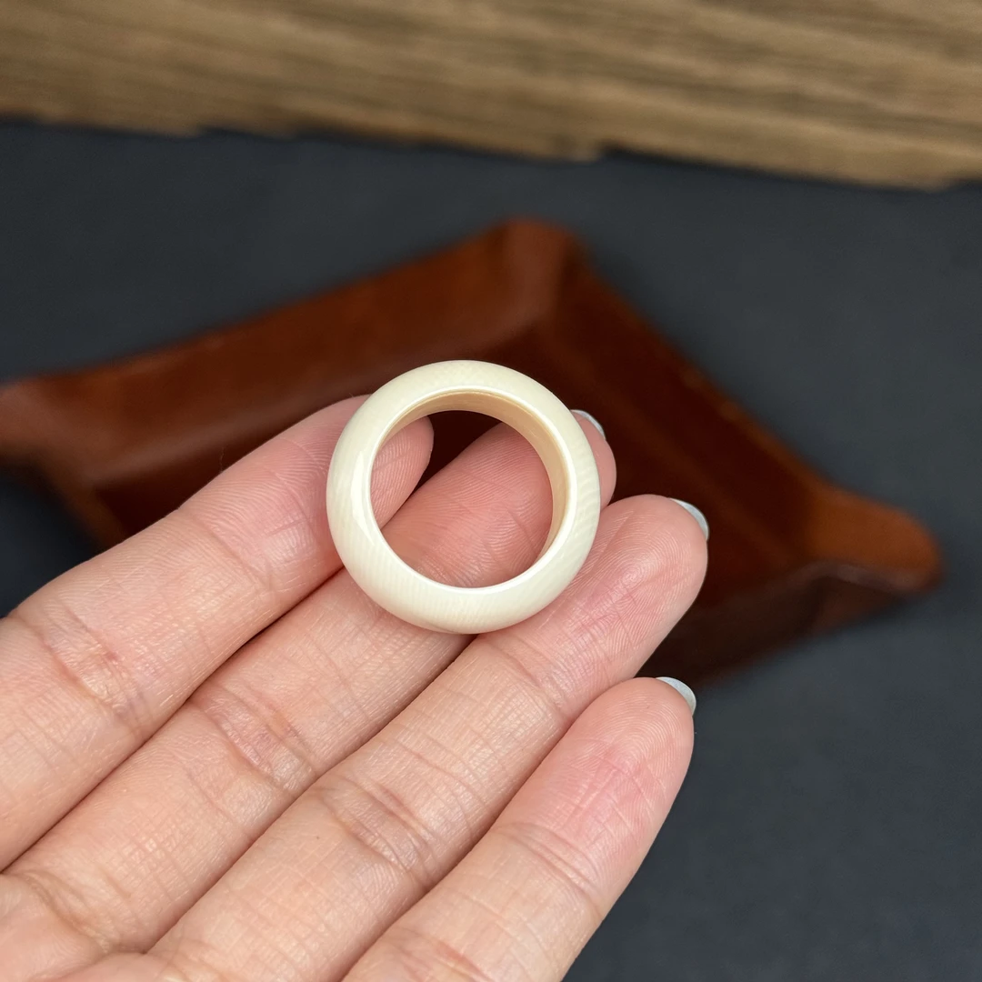 S9926天然猛犸牙 戒圈17.7*9.5mm 支持鉴定 假一罚四
