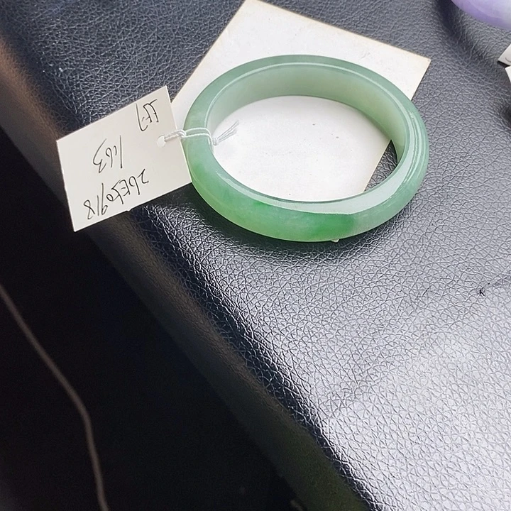 未镶嵌手镯翡翠56贵妃