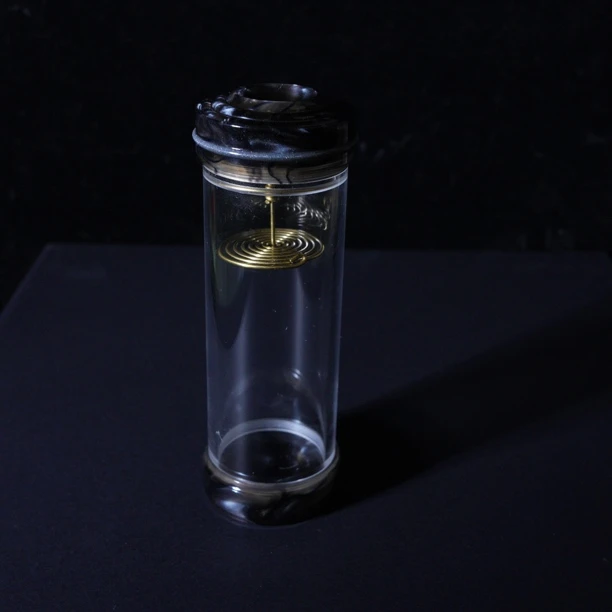 新品-黑豹独眼扎嘴罐一个(鸣虫用具