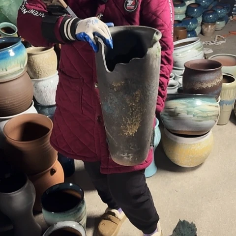 口20高45瑕疵盆子。