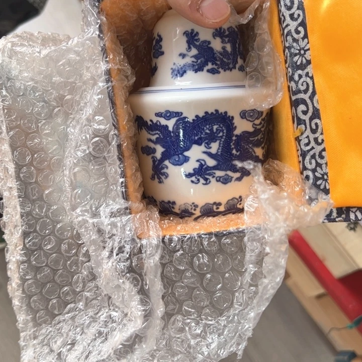越****y新亿阁清货无售后
