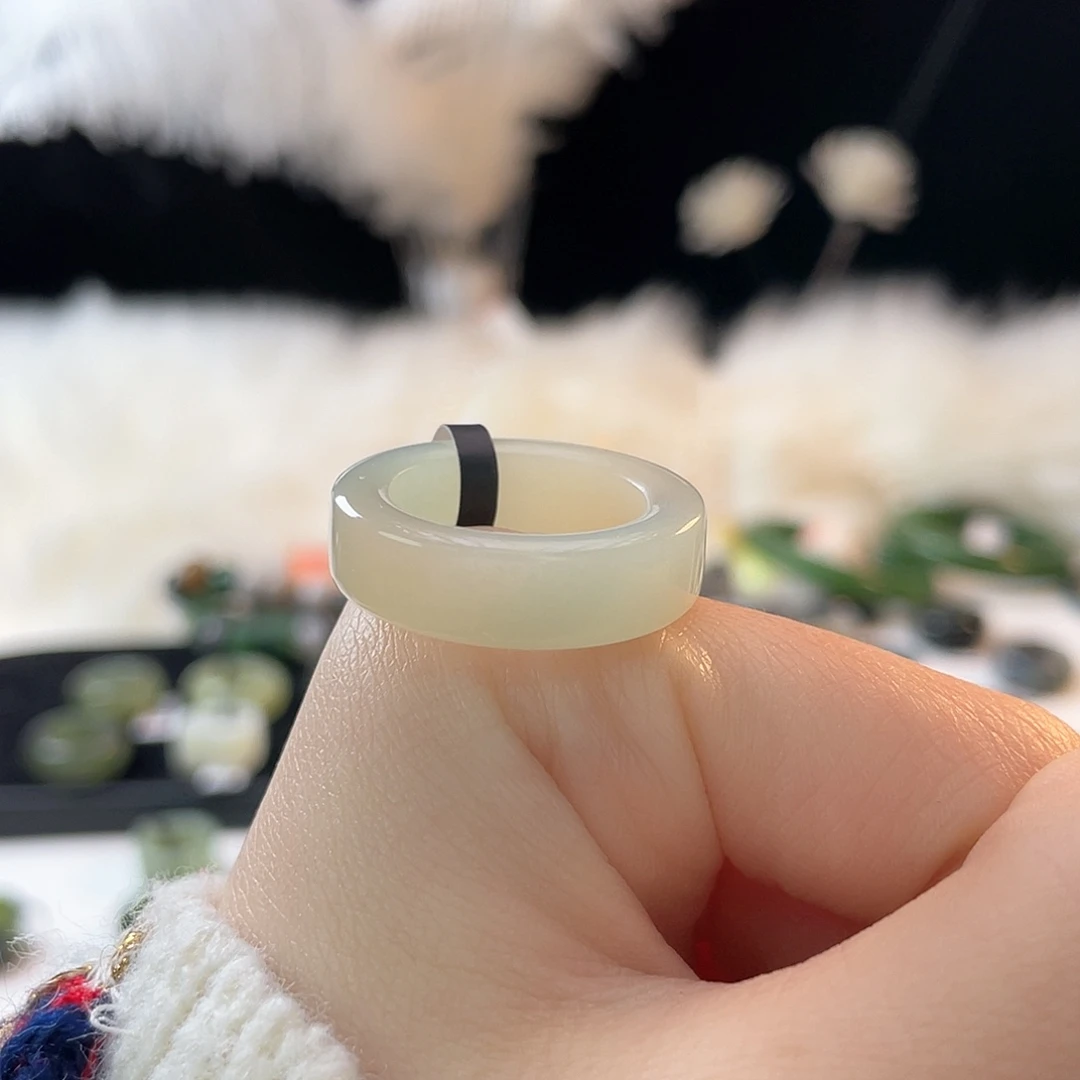 和田玉未镶嵌戒指k1奶绿窄直切18.1mm