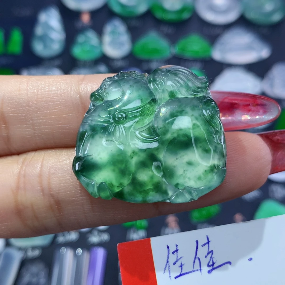 翡翠颈饰未镶嵌纯天然缅甸翡翠A货