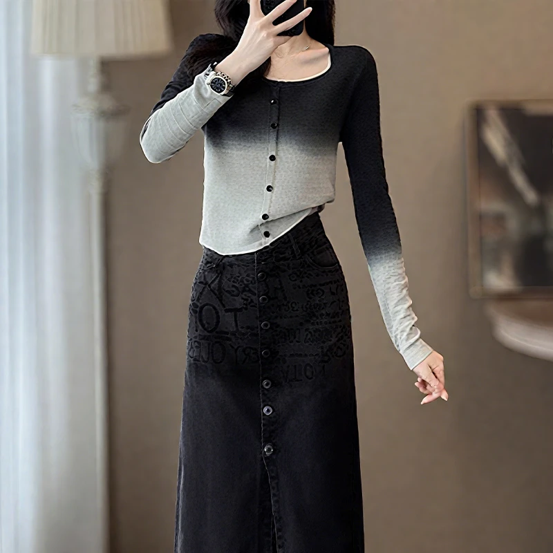 罗芬面料故事旗舰店女装渐变小众设计针织衫搭配印花渐变牛仔半裙