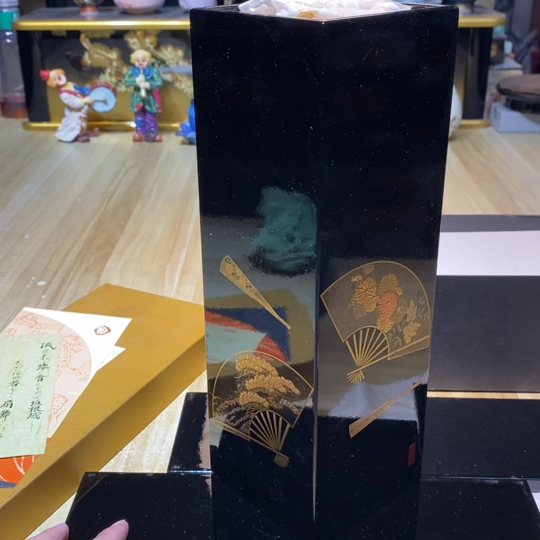 青***虾易雅集工艺品有限公司