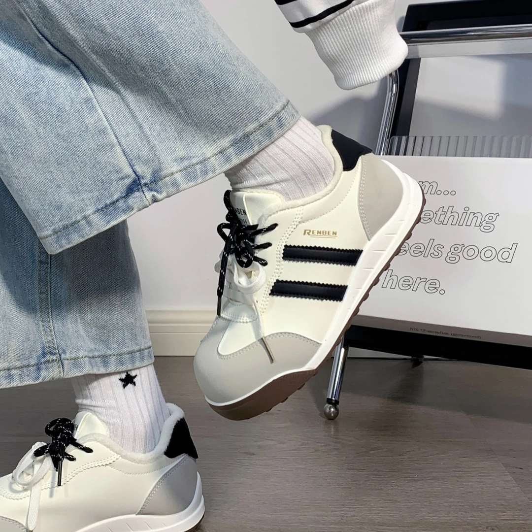 人本百搭德训鞋女2025新款加绒鞋圆头系带可爱休闲鞋潮流韩版板鞋