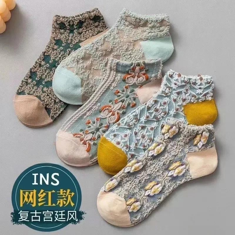 春夏季复古宫廷袜 浮雕文艺薄款女袜 防汗不臭脚