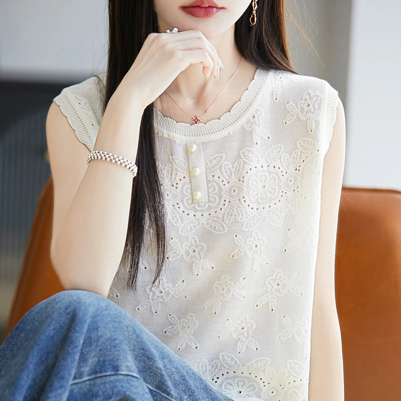 季圆领花边镂空气质针织背心钉珠时尚百搭上衣NSY374