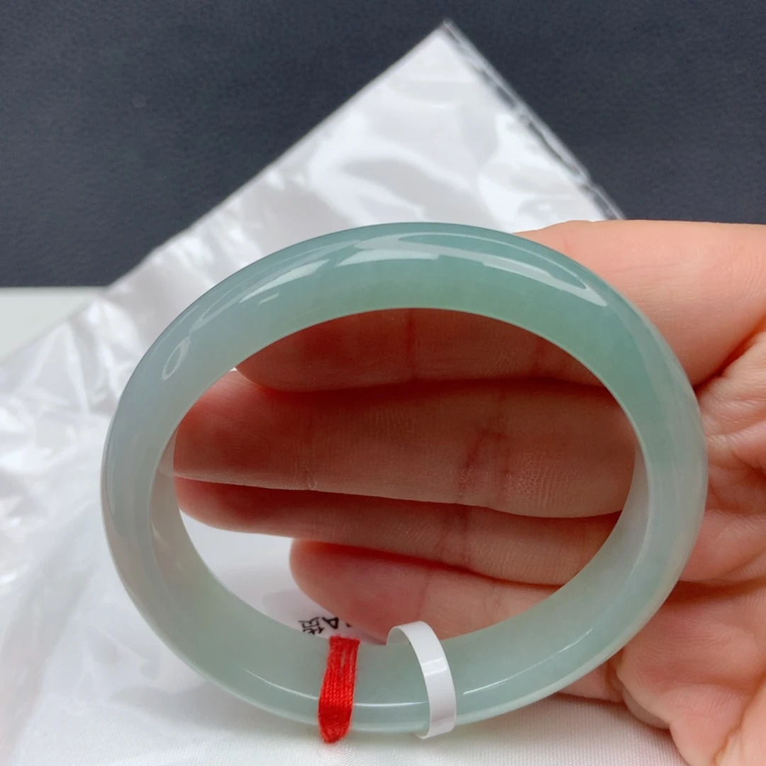 翡翠手镯未镶嵌懒*杨53贵妃